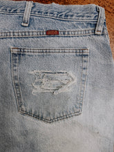 Load image into Gallery viewer, Vintage Rustler Shorts Size 48
